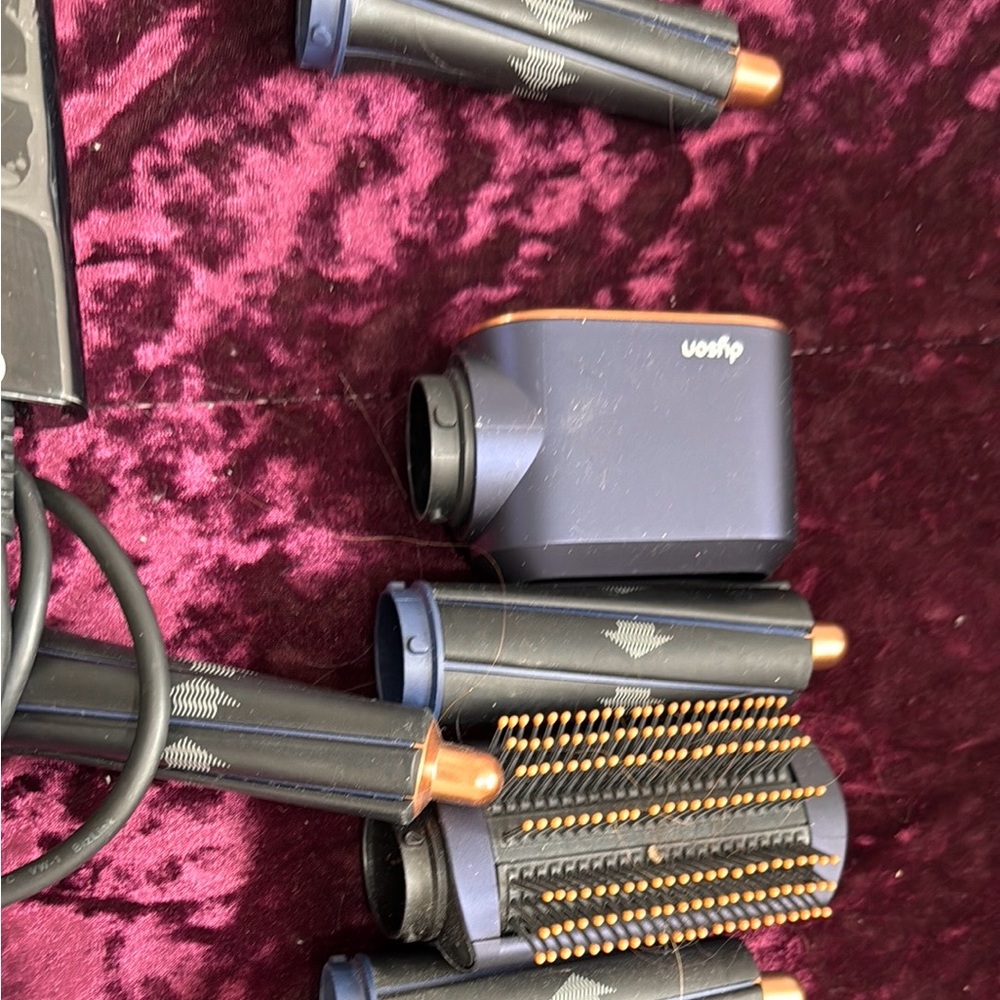 Hair curling, Dyson procession blue iron